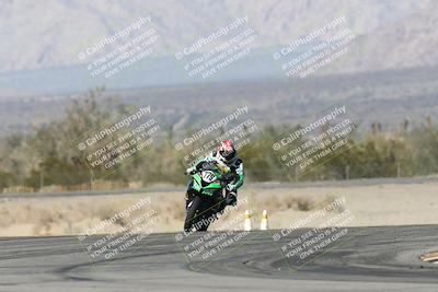 media/Dec-06-2025-CVMA (Sat) [[4a896cc04c]]/Race 4-Formula Middleweight/